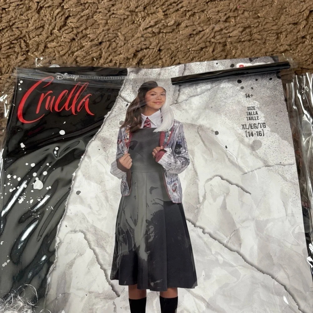Disney Cruella Kids Costume Sz XL Black White 101 Dalmatians Villain Halloween - Picture 3 of 5